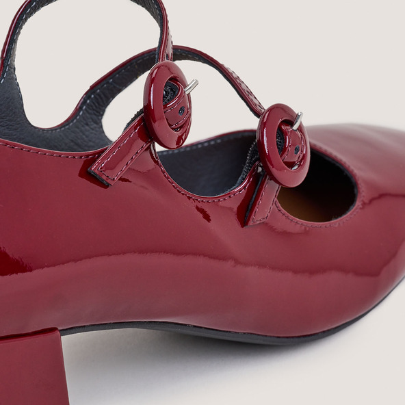 Jonak Mary Janes With Double Straps And Rounded Toe In Marroon Patent Leather DELOU