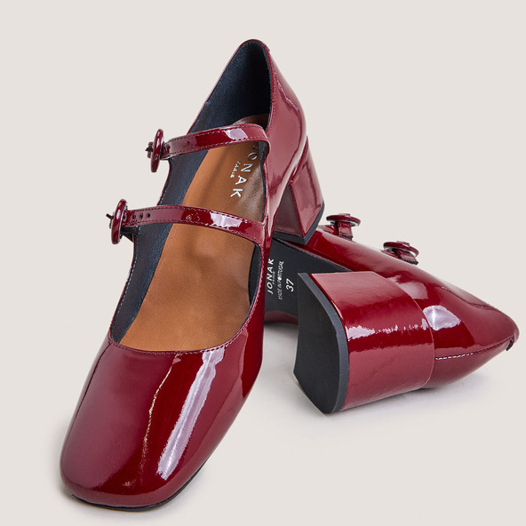 Jonak Mary Janes With Double Straps And Rounded Toe In Marroon Patent Leather DELOU