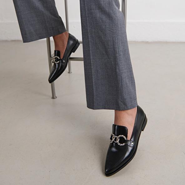 Jonak Mocassins à Boucles Argentées Et Bouts P In Black Leather ALICANTE