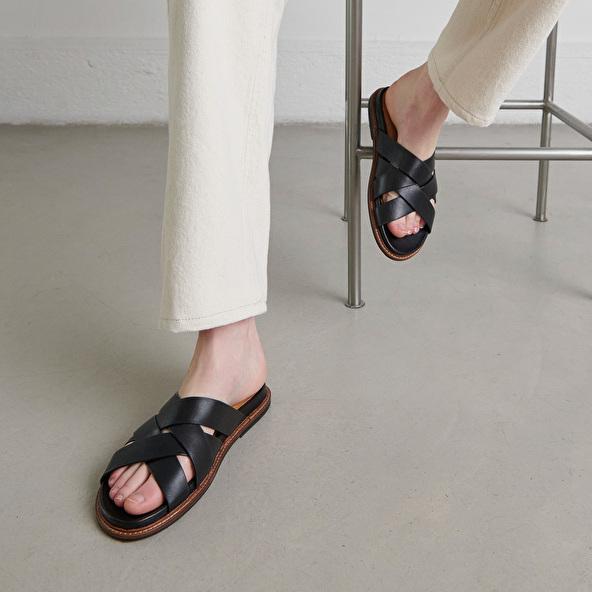 jonak Mules with wide straps in black leather ALEXANDRE
