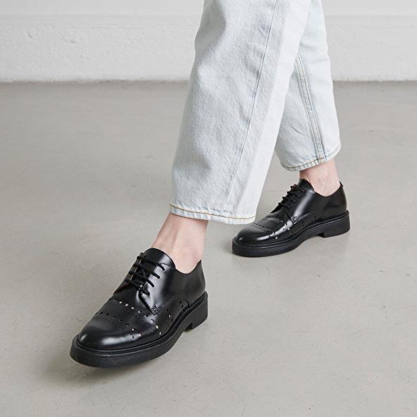 Jonak Pierced Derbies In Glazed Black Leather AMARANTE