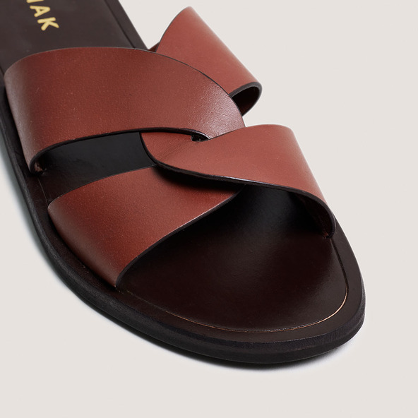 Jonak Plagettes With Wide Criss-cross Straps In Cognac Leather WINKO
