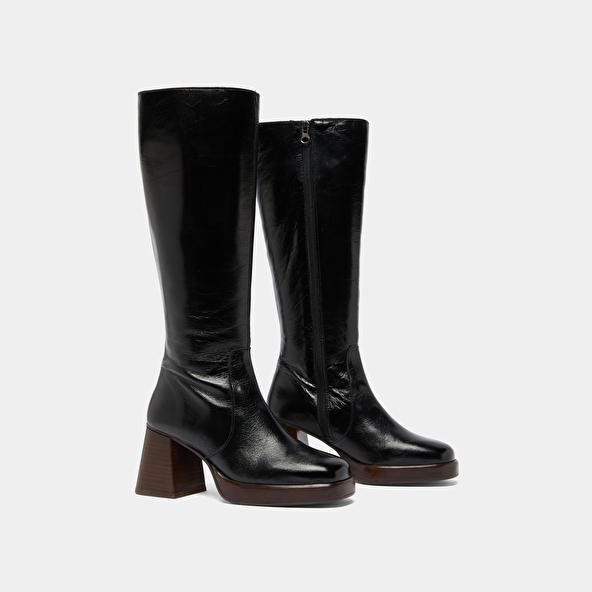 Jonak Platform Boots In Distressed Black Leather BETINA