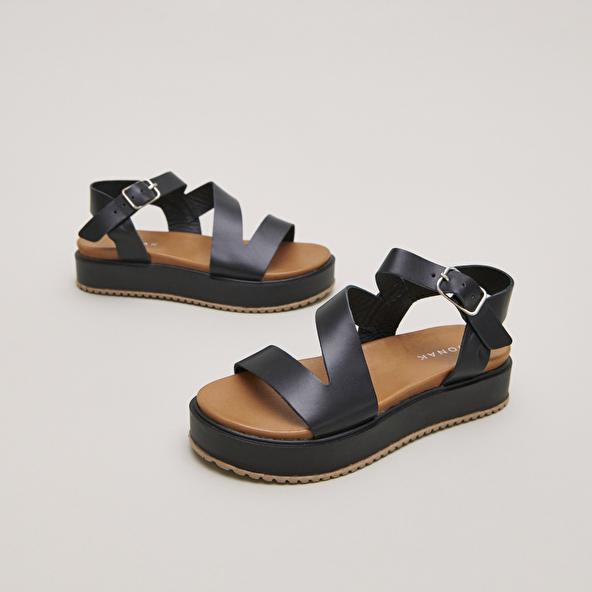 jonak Platform sandals with straps in black leather ISAURE