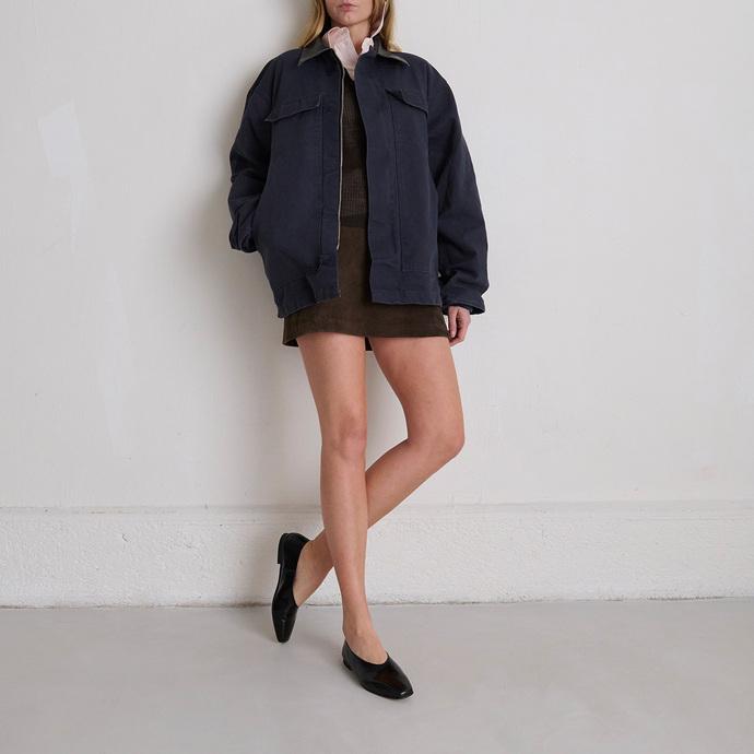 jonak Pointed-toe ballet flats in black pleated varnish NAE