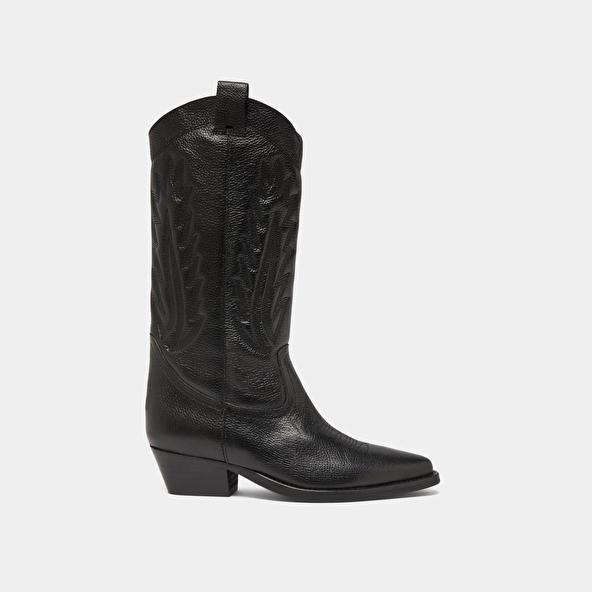 Jonak Pointed Toe Boots With Exposed Stitching In Black Grained Leather DELEA