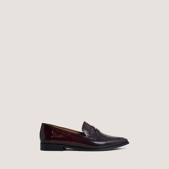 Jonak Pointed-toe Loafers In Burgundy Glazed Leather AMIDA