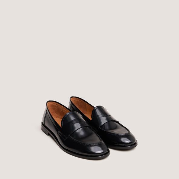Jonak Round-toe Loafers In Black Shiny Leather THELMA