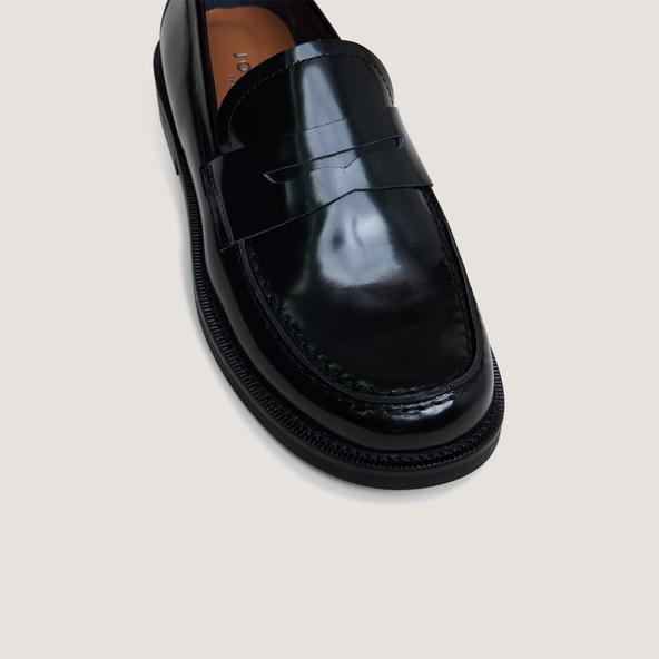 Jonak Round-toe Loafers In Glazed Black Leather DOLIVIA