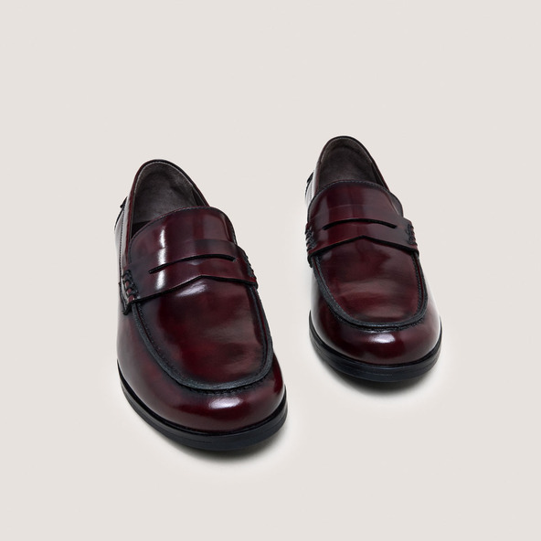 jonak Round-toe loafers in glazed burgundy leather ALBIN