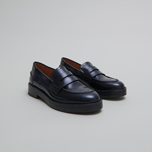 Jonak Round-toed Loafers In Blue Glazed Leather MIRNA