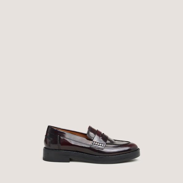 Jonak Round-toed Loafers In Burgundy Shiny Leather MIRNA