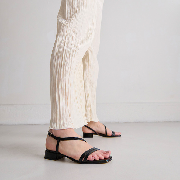 Jonak Sandals With Small Heels In Black Shiny Leather ANAYA