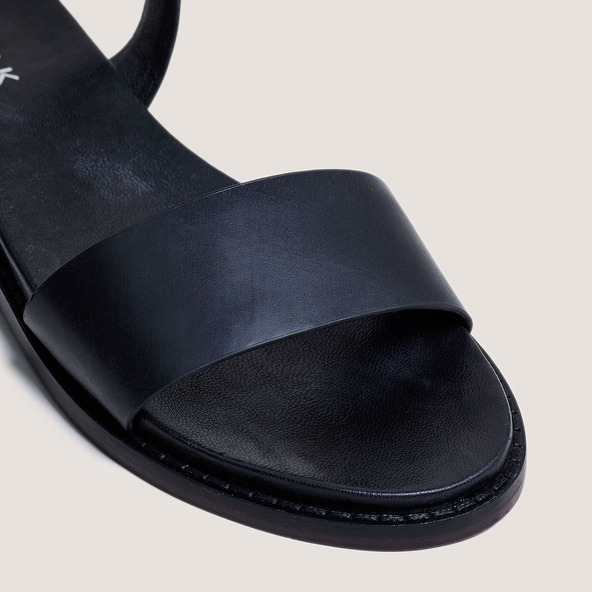 Jonak Sandals With Straps And Adjustable Buckles In Black Leather WIK