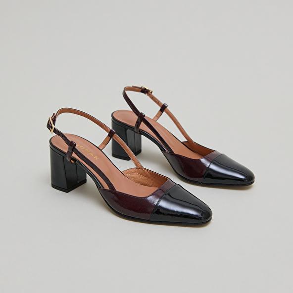 Jonak Slingbacks à Talons In Black Patent Leather And Burgundy Pleated Patent DHAPOP