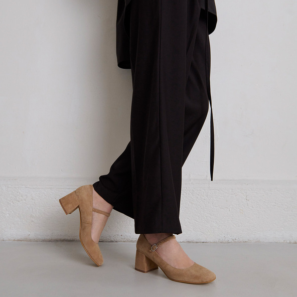 Jonak Square-heeled Mary Jane In Camel Velvet ALIENOR