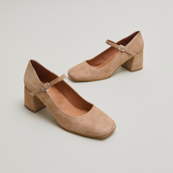 jonak Square-heeled Mary Jane in camel velvet ALIENOR