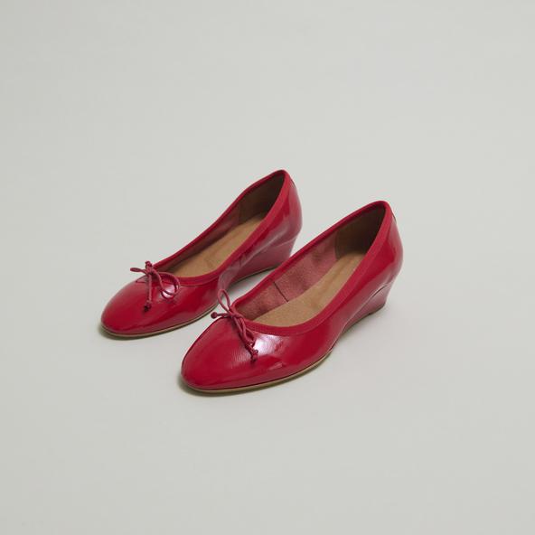 Jonak Wedge Ballerinas In Red Pleated Varnish AIRELLE