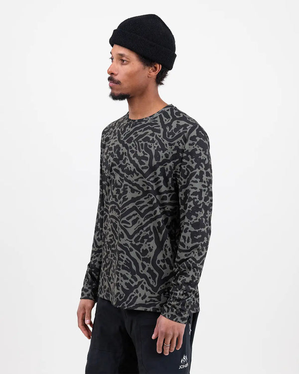 Jones Men’s Recycled Long Sleeve Tech Tee