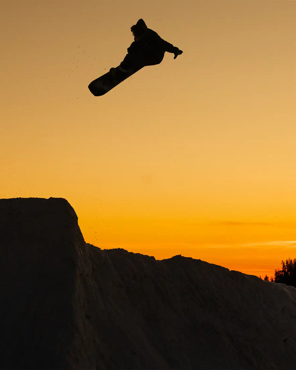 Jones Men's Tweaker Pro Snowboard