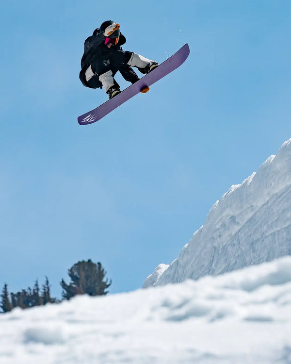 Jones Women's Airheart 2.0 Snowboard