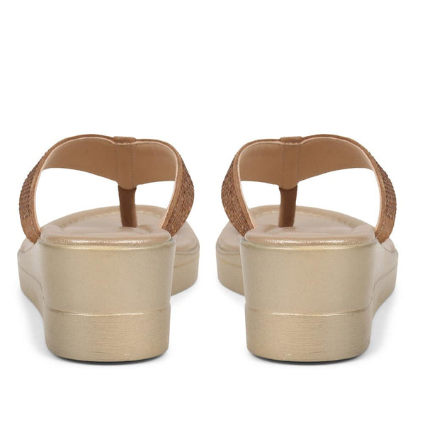 Jones Bootmaker Outlet Gerrie Wedge Sandals - Gold