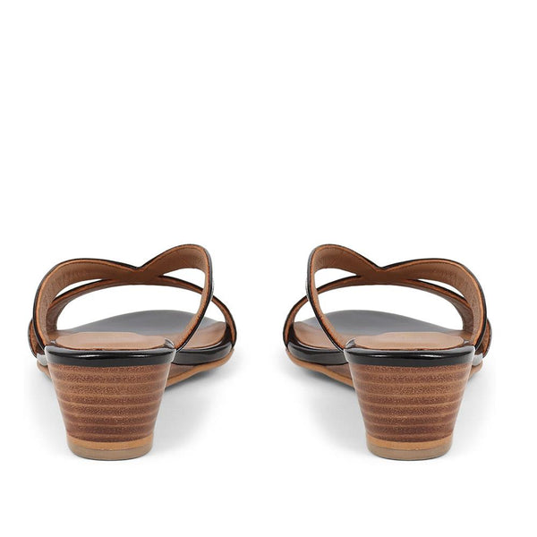 Jones Bootmaker Outlet Klevina2 Mules - Black Patent