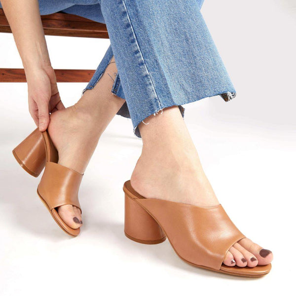 Jones Bootmaker Outlet Lisetta Heeled Mules - Tan