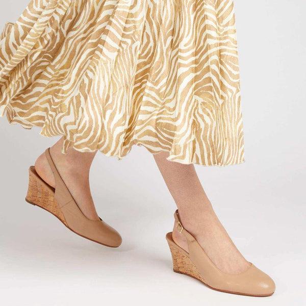 Jones Bootmaker Outlet Zahra Leather Wedges - Beige