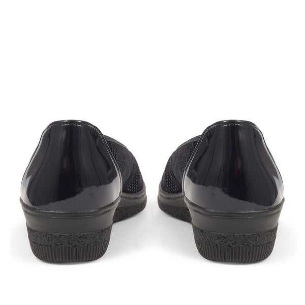 Jones Bootmaker Women's Petunia Ballet Pumps - Navy