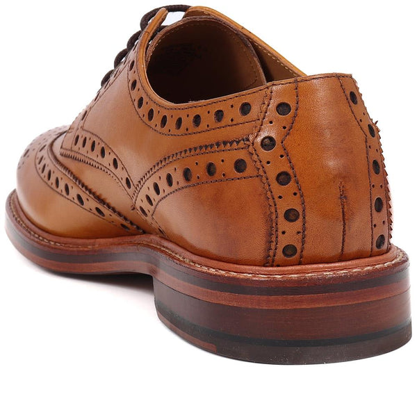 Jones Bootmaker Men's Bushwick Goodyear Welted Leather Brogues - Tan