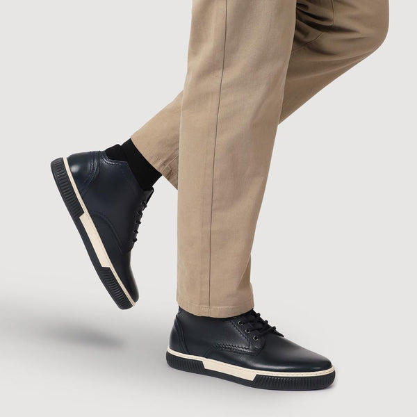 Jones Bootmaker Men's Dorset Leather Chukka Boots - Navy