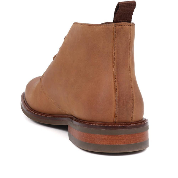 Jones Bootmaker Men's Driffield Leather Chukka Boots - Tan Nubuck