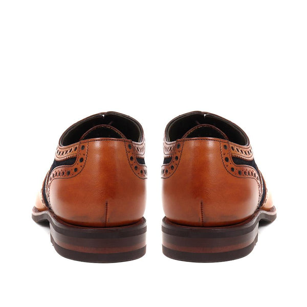 Jones Bootmaker Men's Kerridge Wide Fit Leather Oxford Brogues - Tan-Navy