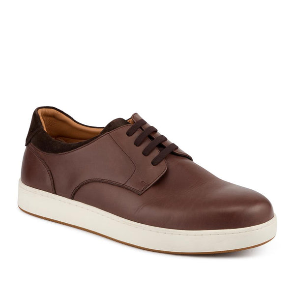 jones bootmaker Men's Stevenage Wide Fit Leather Trainers - Brown Nubuck