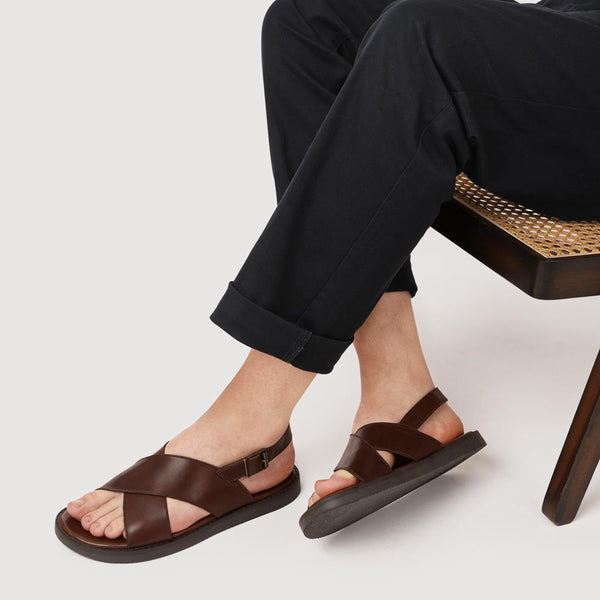 Jones Bootmaker Men's Westbury Leather Buckled Sandals - Dark Brown