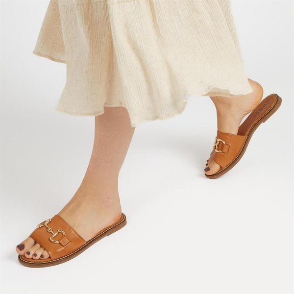 Jones Bootmaker Outlet Emillina Leather Buckle Mule Sandals - Tan