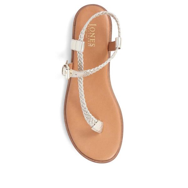 Jones Bootmaker Outlet Gabrielah Toe-Post Sandals - Gold