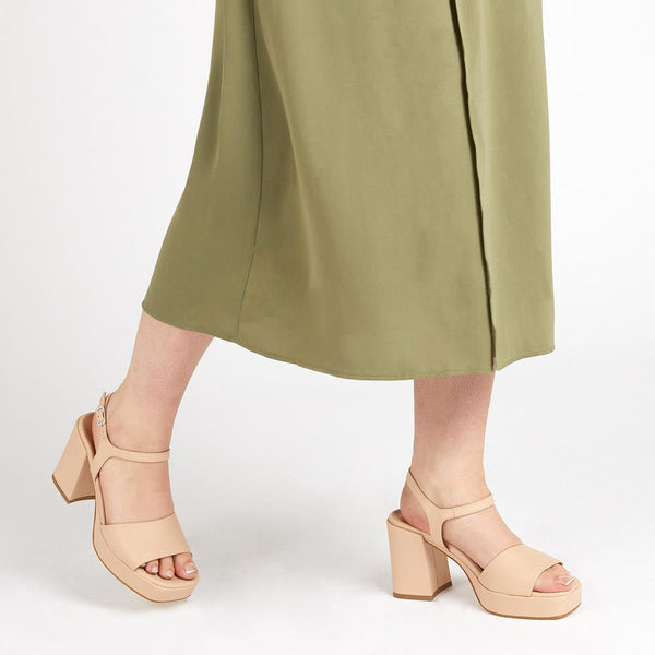 Jones Bootmaker Outlet Giuseppa Platform Heels - Nude