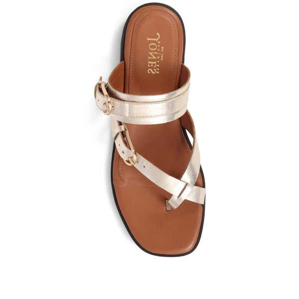 Jones Bootmaker Outlet Glint Leather Toe Post Sandals - Gold