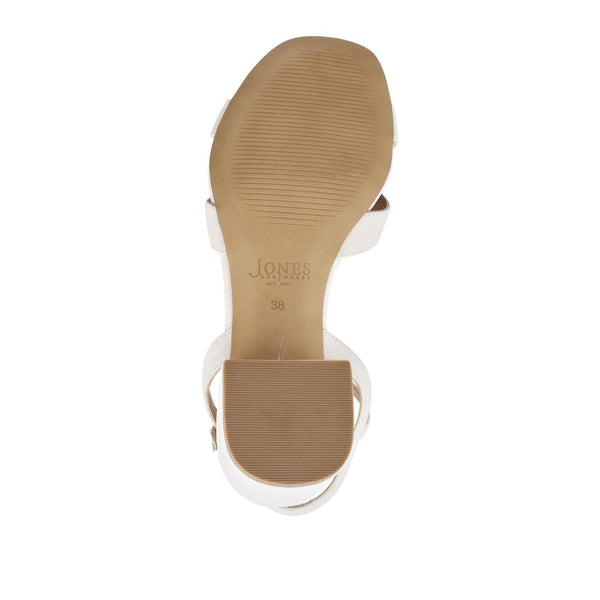 Jones Bootmaker Outlet Hyacinth Wide-Fit Heeled Leather Sandals - Cream