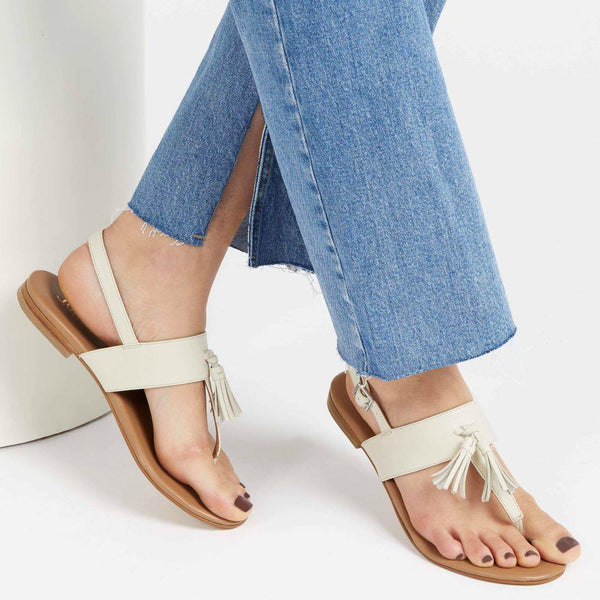 Jones Bootmaker Outlet Lizabeth Leather Thong Sandals - Cream