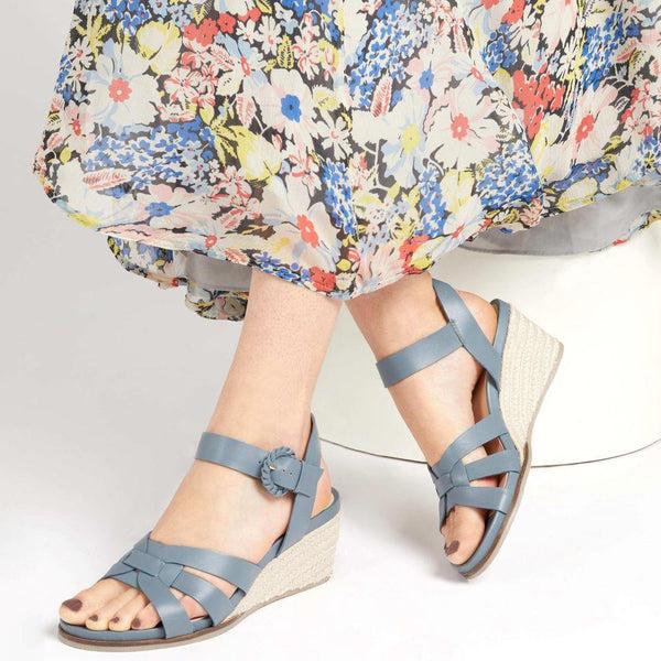 Jones Bootmaker Outlet Loriana Leather Woven Wedge Sandals - Blue