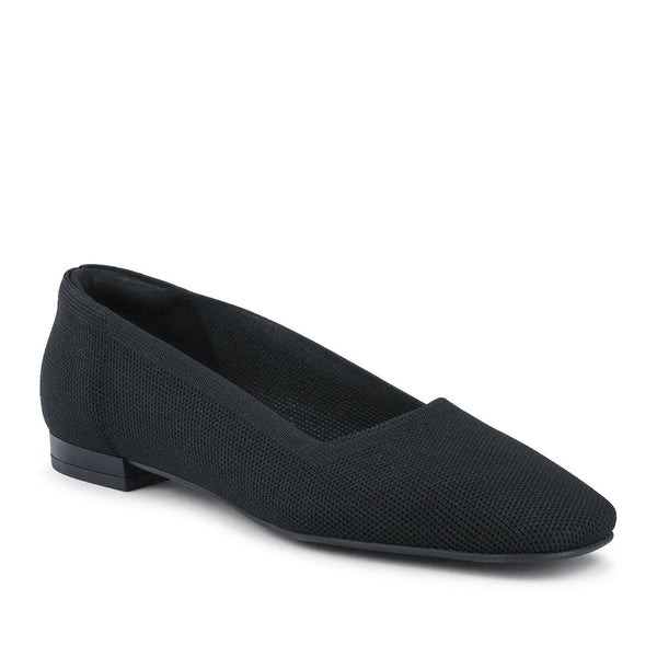 jones bootmaker Outlet Olenka Casual Box-Toe Pumps - Black