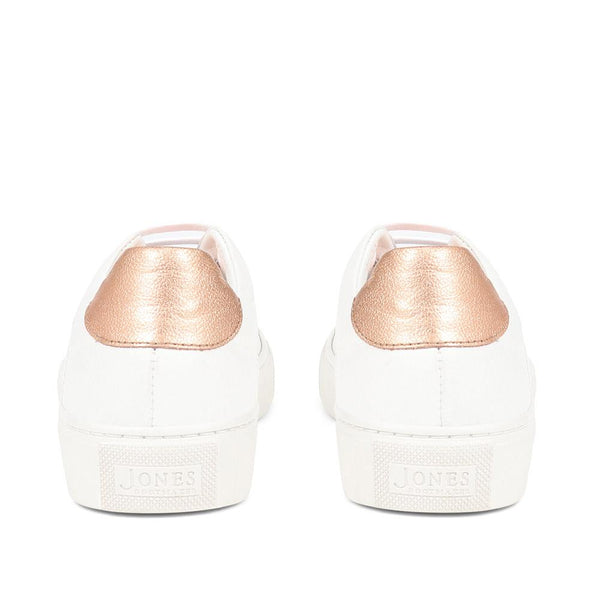 jones bootmaker Outlet Snapdragon Pebble Leather Trainers - White