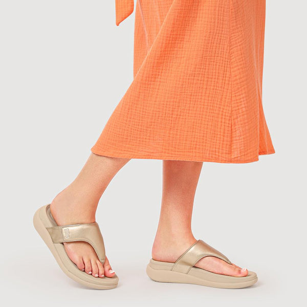 Jones Bootmaker Outlet Wedge-Heeled Toe-Post Sandals - Gold