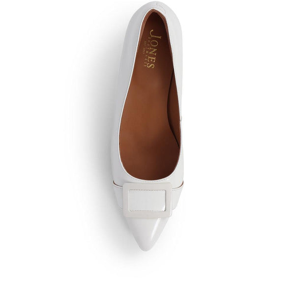 Jones Bootmaker Outlet Ziggy Pointed-Toe Court Shoes - Cream
