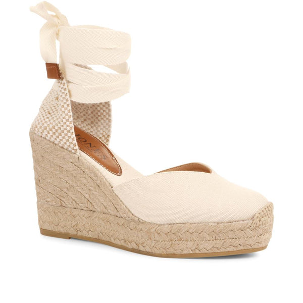 jones bootmaker Women's Alyssa Wedge Espadrille Sandals - Beige