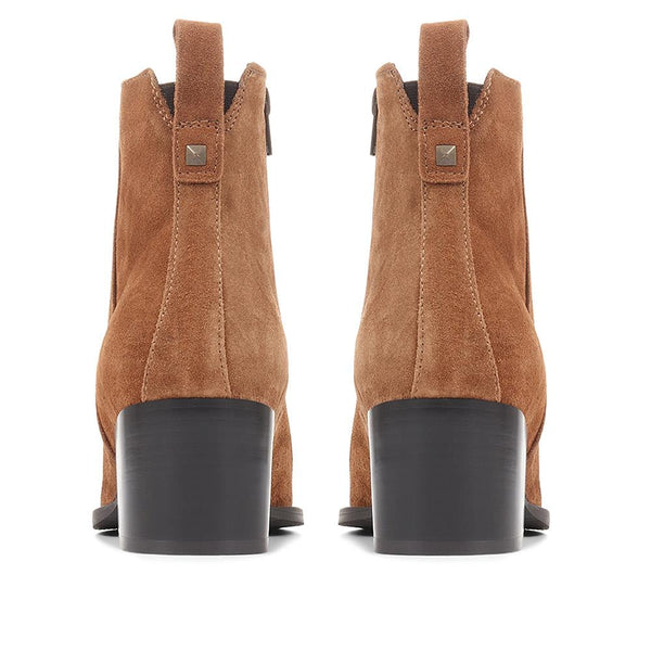 Jones Bootmaker Women's Caileigh Suede Western Boots - Cognac Suede