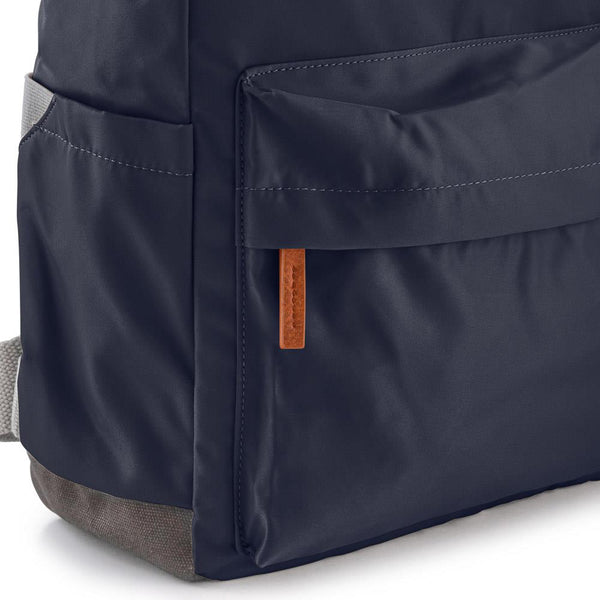 Jones Bootmaker Women's Canfield B Medium Backpack - Navy